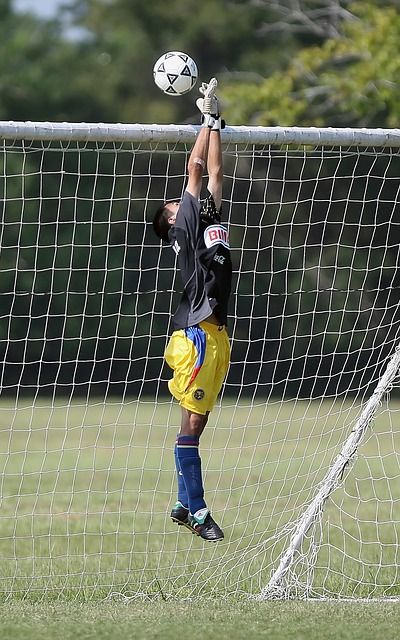 再創紀錄！53歲的三浦知良時隔13年在日本頂級聯賽出場.